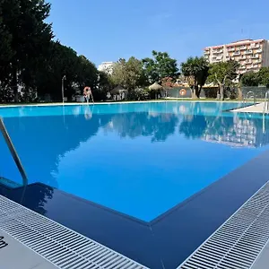 Apartment Apartamento Con Piscina A 500M De La Playa En Benalmadena Costa, Benalmadena